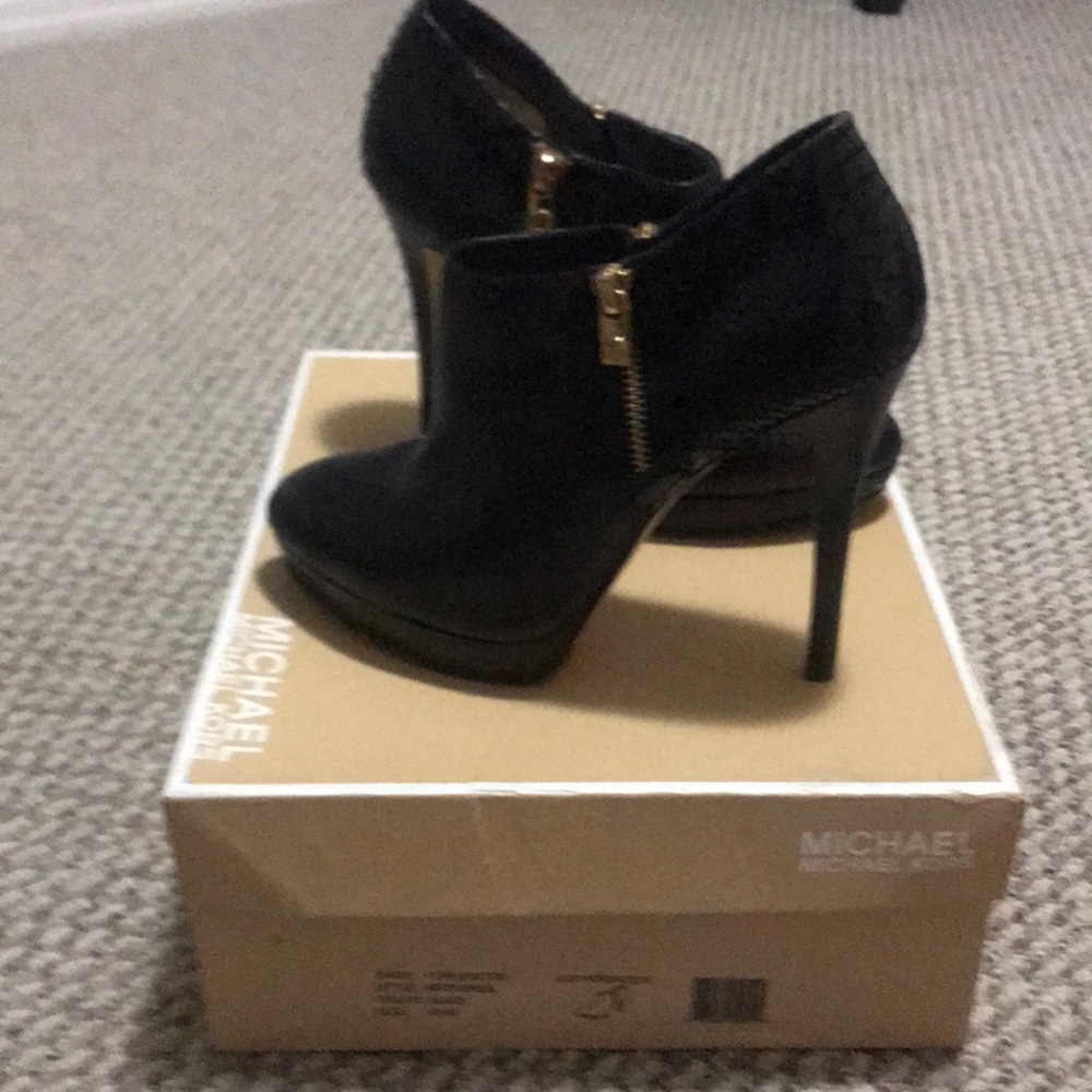 - Black Michael Kors booties. - Picture 2 of 6